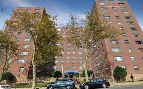 6515 BLVD EAST, West New York, NJ 07093