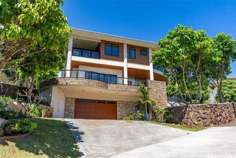 4967 Maunalani Circle, Honolulu, HI 96816