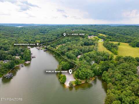 800 Lake Forest Drive, Lenoir City, TN 37772