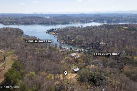 800 Lake Forest Drive, Lenoir City, TN 37772