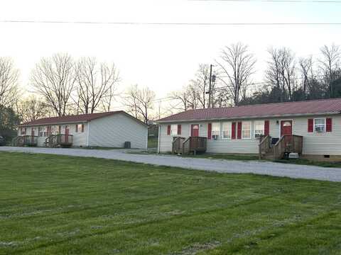 105-111 Hwy 2002, McKee, KY 40447