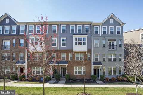 2724 DUVALL RIDGE RD #423, HYATTSVILLE, MD 20785