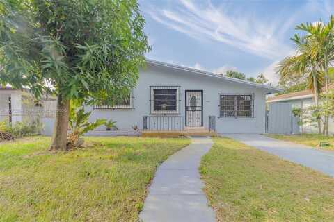 1340 NW 120th St, North Miami, FL 33167