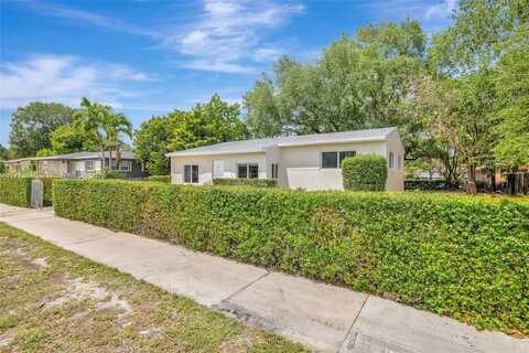 2331 NW 92nd St, Miami, FL 33147