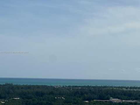 15051 Royal Oaks Ln, North Miami, FL 33181