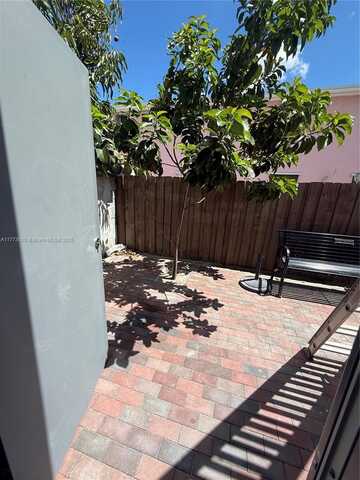 undefined, Miami, FL 33176