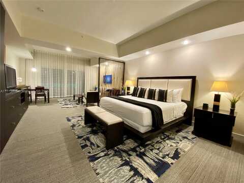 5300 NW 87th Ave, Doral, FL 33178