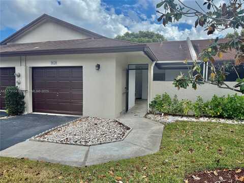 9020 NW 60th St, Tamarac, FL 33321
