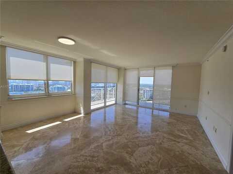19501 W Country Club Dr, Aventura, FL 33180