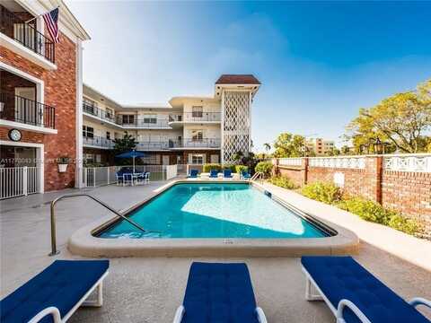 2340 NE 9th St, Fort Lauderdale, FL 33304