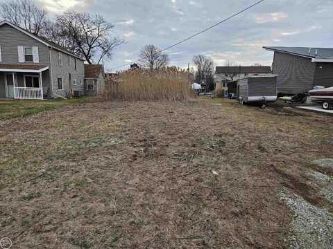 45440 Jefferson, Chesterfield Twp, MI 48047