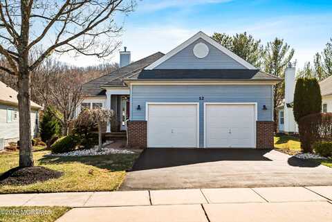 12 Narrowbrook Court, Manalapan, NJ 07726