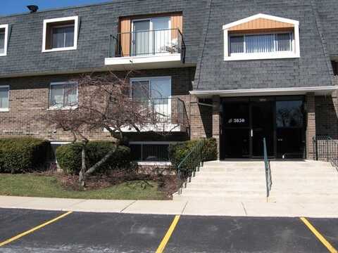 3850 S Parkway Drive, Northbrook, IL 60062