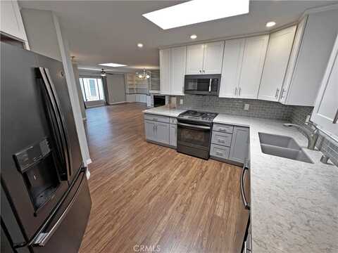 1352 Silver Lake Place, Brea, CA 92821