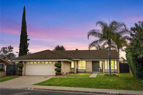 1216 Paseo Gracia, San Dimas, CA 91773