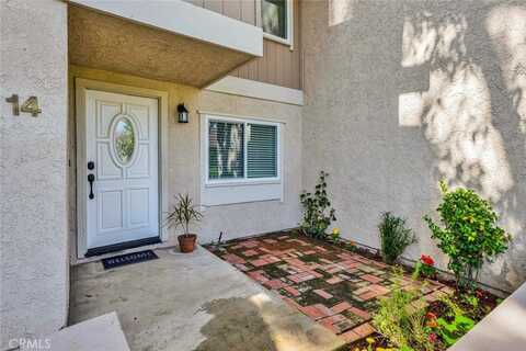 14 Snowberry, Irvine, CA 92604