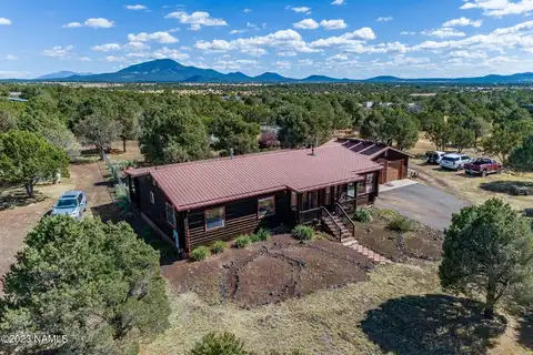 8557 N Cedar Street, Williams, AZ 86046