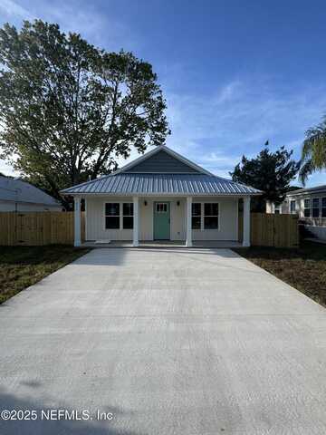 237 JACKSON Boulevard, Saint Augustine, FL 32095