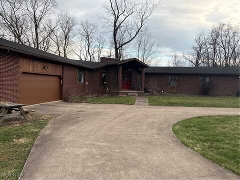 1740 BARNES Drive, Wooster, OH 44691
