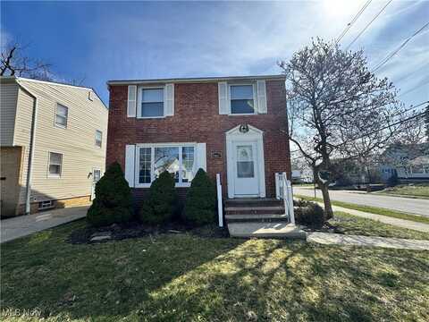 19802 Mountville Drive, Maple Heights, OH 44137