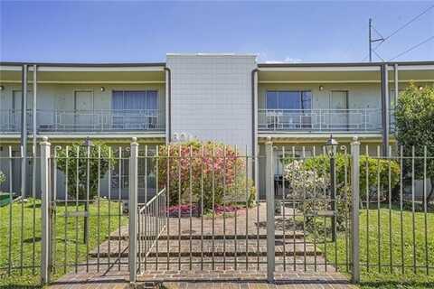 801 HENRY CLAY Avenue, New Orleans, LA 70118