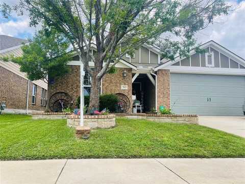 7913 Wildwest Drive, Fort Worth, TX 76131