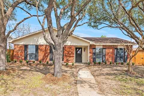 2120 Courtland Circle, Carrollton, TX 75007