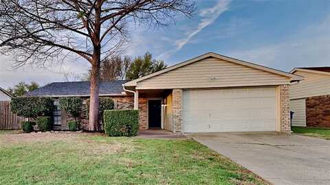5216 Gibson Drive, The Colony, TX 75056