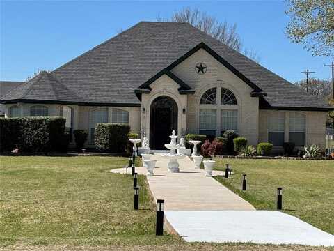 2400 Sandstone Road, Burleson, TX 76028