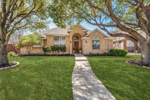 1693 Castle Pines Drive, Frisco, TX 75036