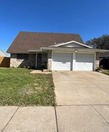 1917 E Crosby Road, Carrollton, TX 75006