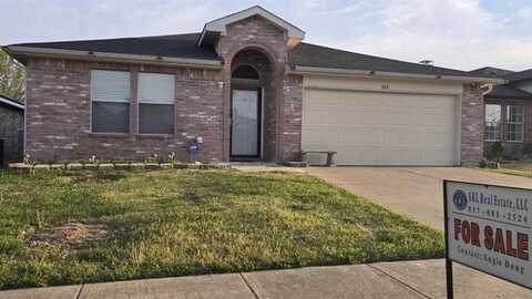808 Wilmor Court, Arlington, TX 76018