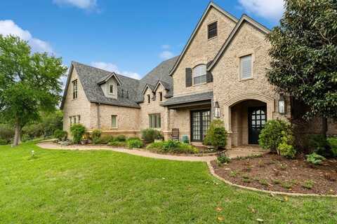 317 Covered Bridge Drive, Fort Worth, TX 76108