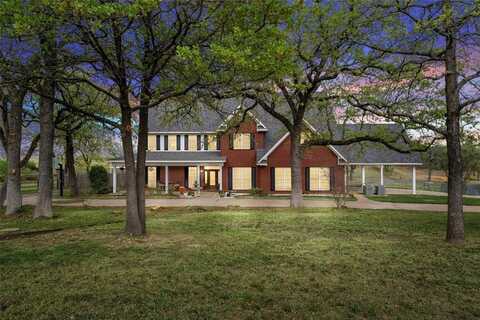290 Bolton Circle, West, TX 76691
