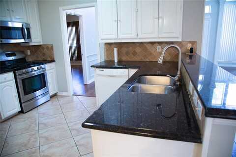 3109 Delaford Drive, Carrollton, TX 75007