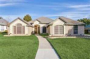 622 Indian Creek Drive, Trophy Club, TX 76262