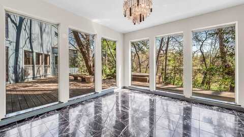 3724 Wooded Creek Drive, Farmers Branch, TX 75244