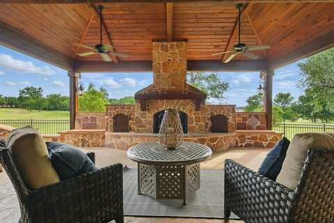 989 Terrace Drive, Lantana, TX 76226