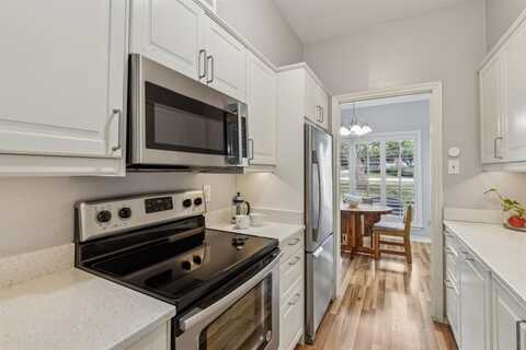 8555 Fair Oaks Crossing, Dallas, TX 75243