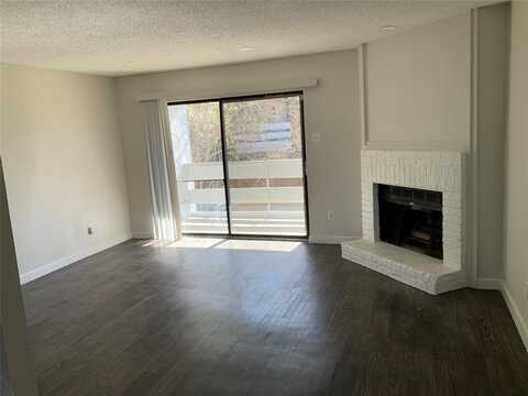 5840 Spring Valley Road, Dallas, TX 75254