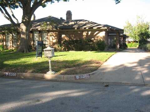 5200 Ledgestone Drive, Fort Worth, TX 76132