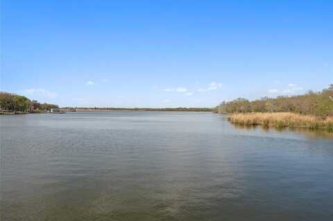 63 Live Oak Street, Alvarado, TX 76009