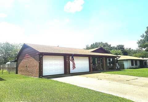 211 W Alene Drive, Mabank, TX 75147