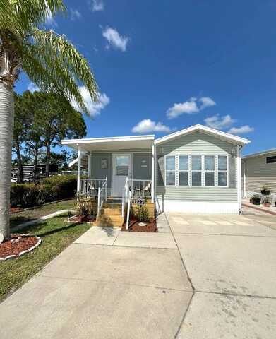 800 Kay Road, Bradenton, FL 34212
