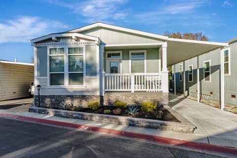 510 Saddlebrook Dr, San Jose, CA 95136
