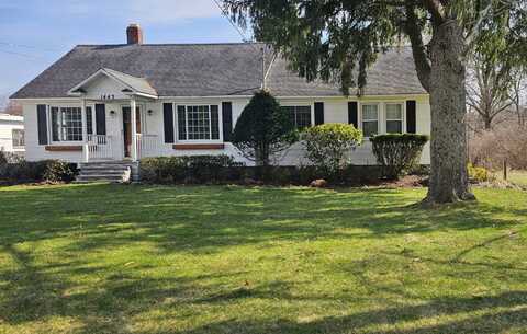 1443 W.Main Street, Riverhead, NY 11901
