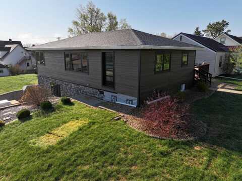 307 West 3RD ST, Presho, SD 57568