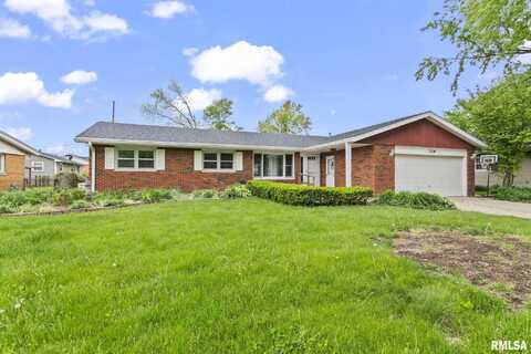 309 Bens Drive, Chatham, IL 62629