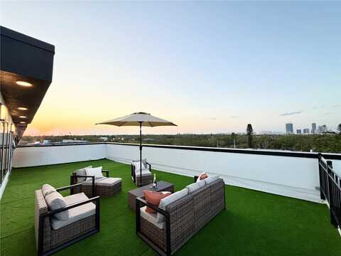 2116 4TH STREET S, Saint Petersburg, FL 33705