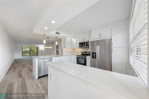 3201 Portofino Pt, Coconut Creek, FL 33066